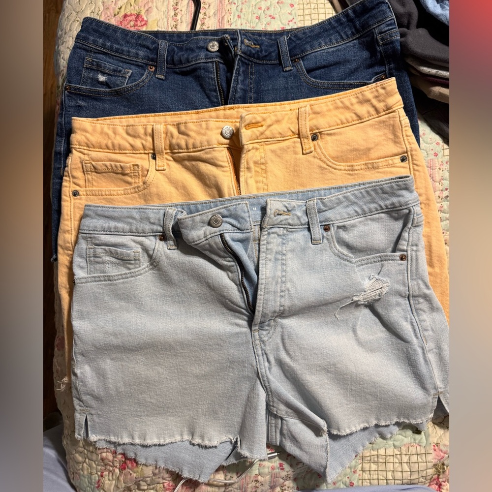 Old navy shorts